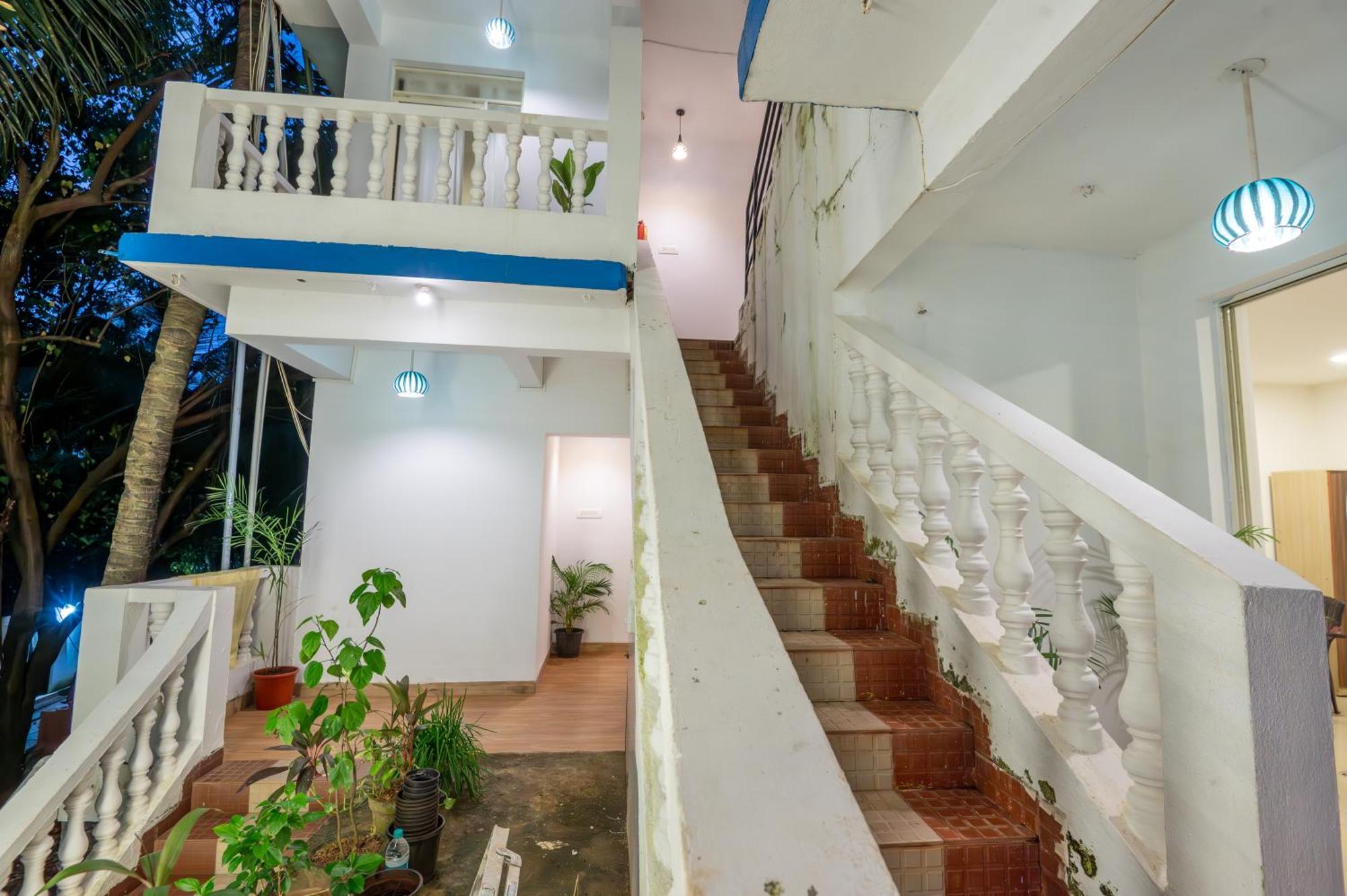 Morjim Sea Waves-Beach Front Hotel ภายนอก รูปภาพ